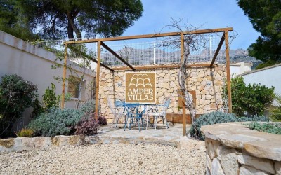  Cozy villa with lovely views of the sea and Altea.